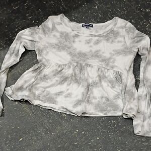 Super Cute Freshman Gray Tie-Dye Long Sleeve Top Size Medium-055v